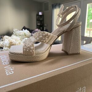 Dolce Vita Aries pearl heels size seven never worn